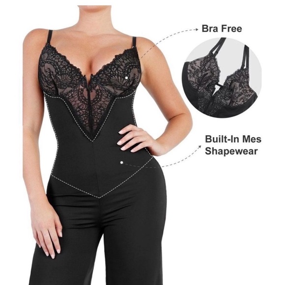 Popilush-Lace Deep V-Neck Sculpting Wide Leg Jumpsuit Size: XL - Picture 6 of 7